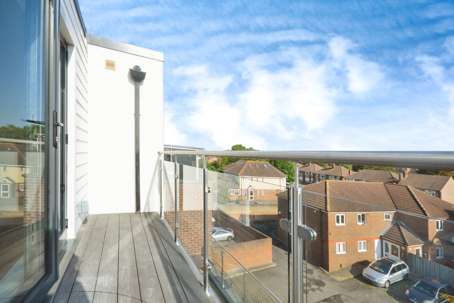 Flat Sherwood Park Avenue in Greater London