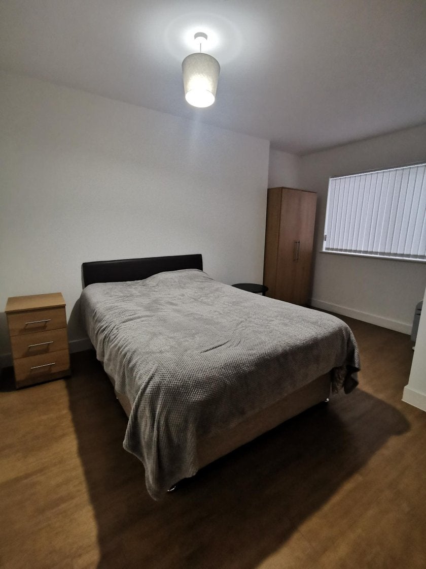 Flat The Kingsway in Swansea