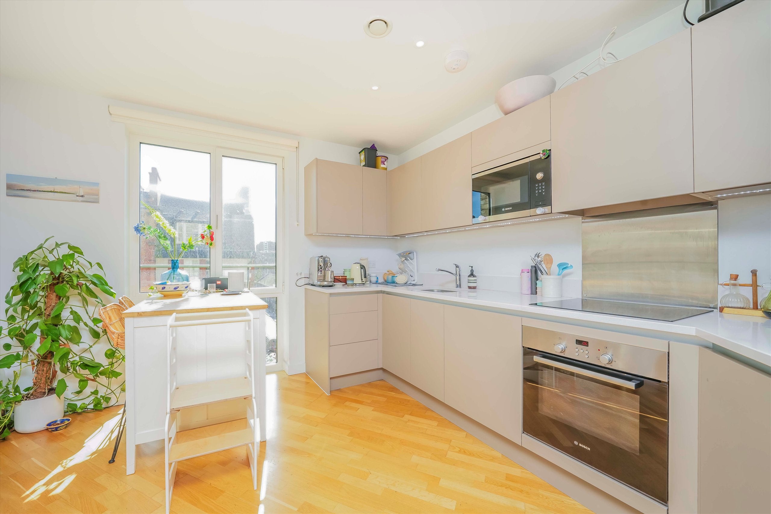 Flat Rodney Road in Greater London