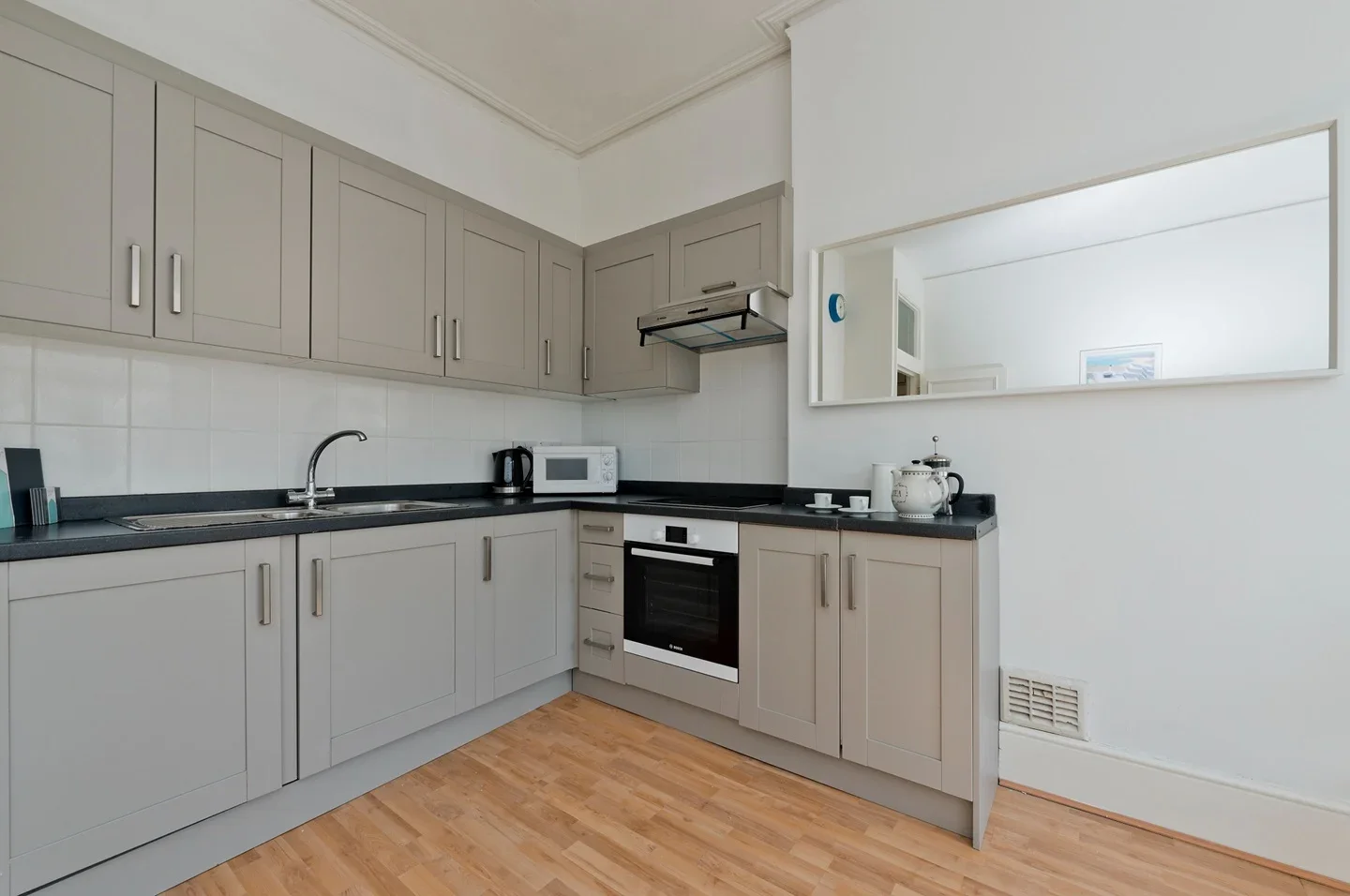 Flat Charleville Road in Greater London