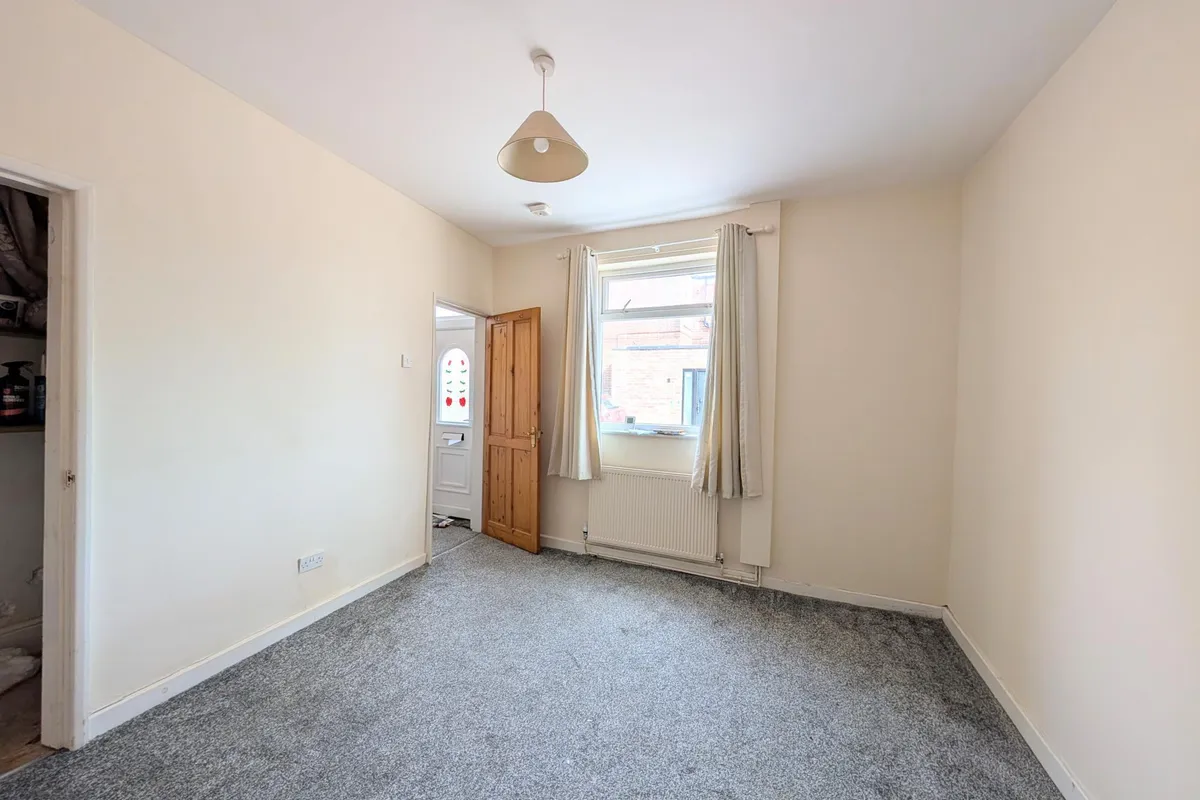 House New Barlborough Close in Clowne