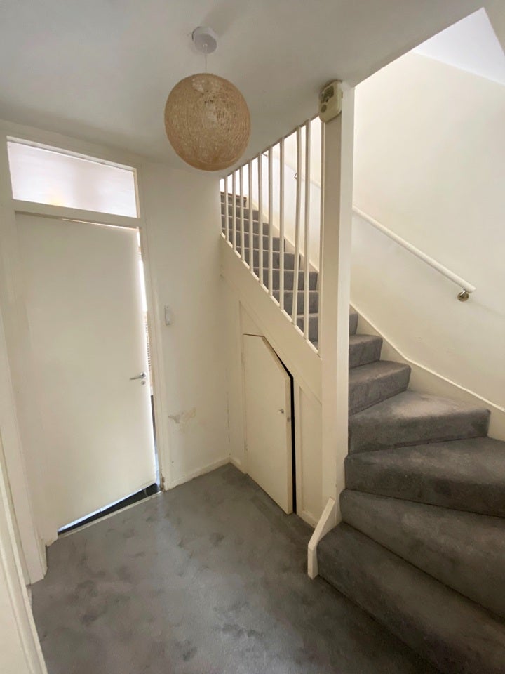 Room Fulham Road in Greater London