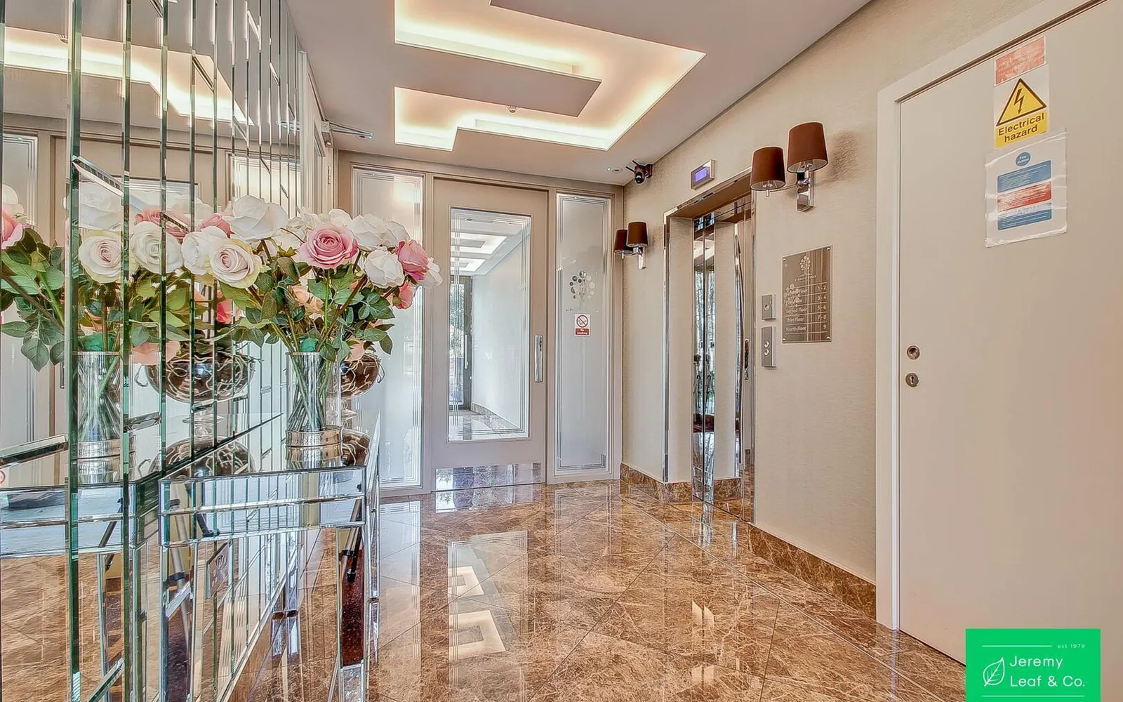 Flat Aylmer Road in Greater London