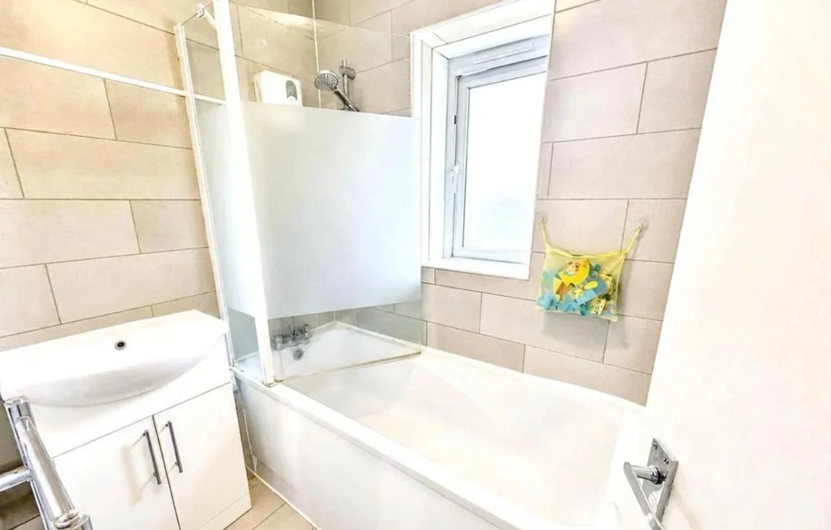 Flat Fishers Close in Waltham Cross