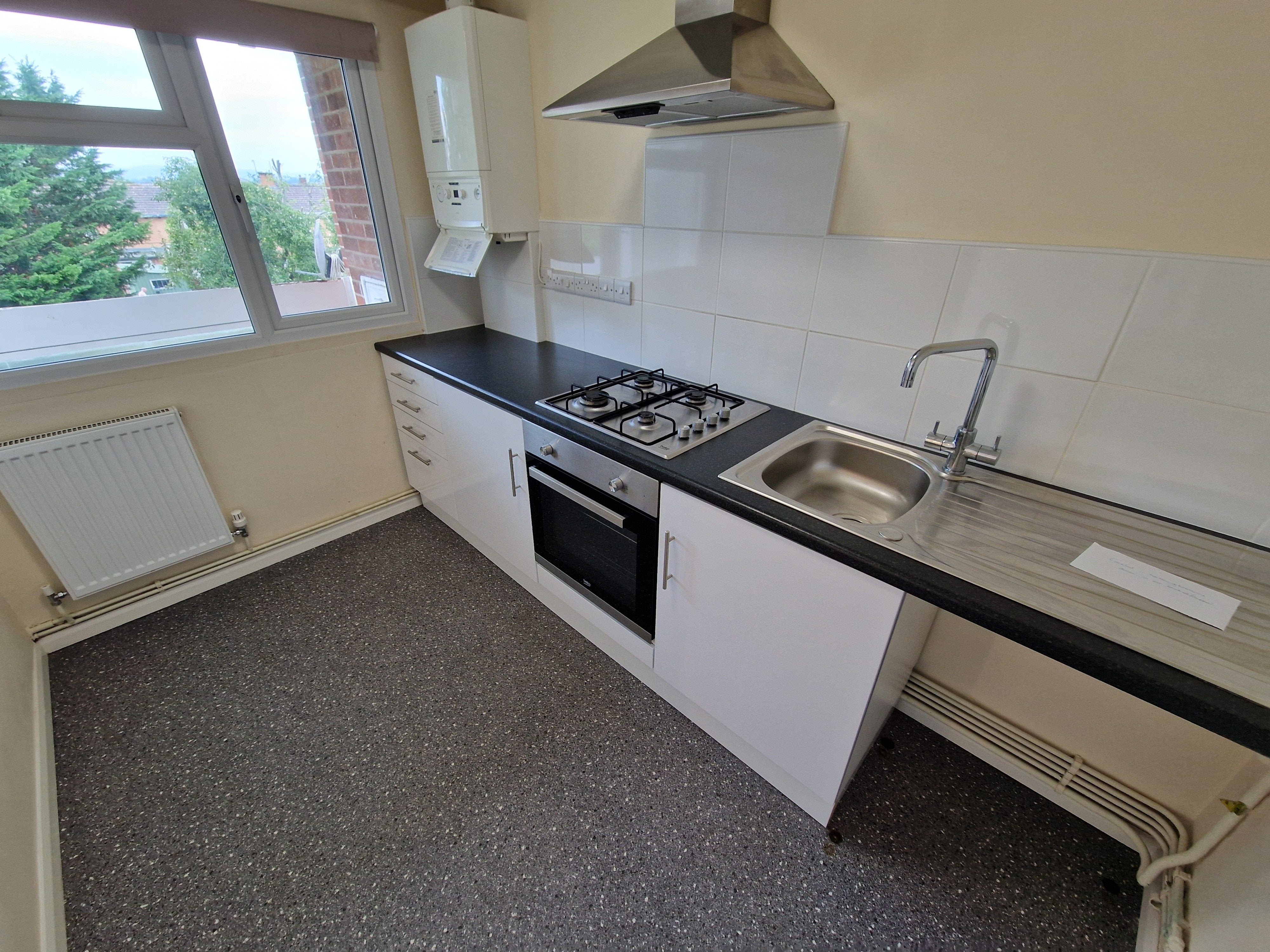 Flat Saltlands Avenue in Bridgwater