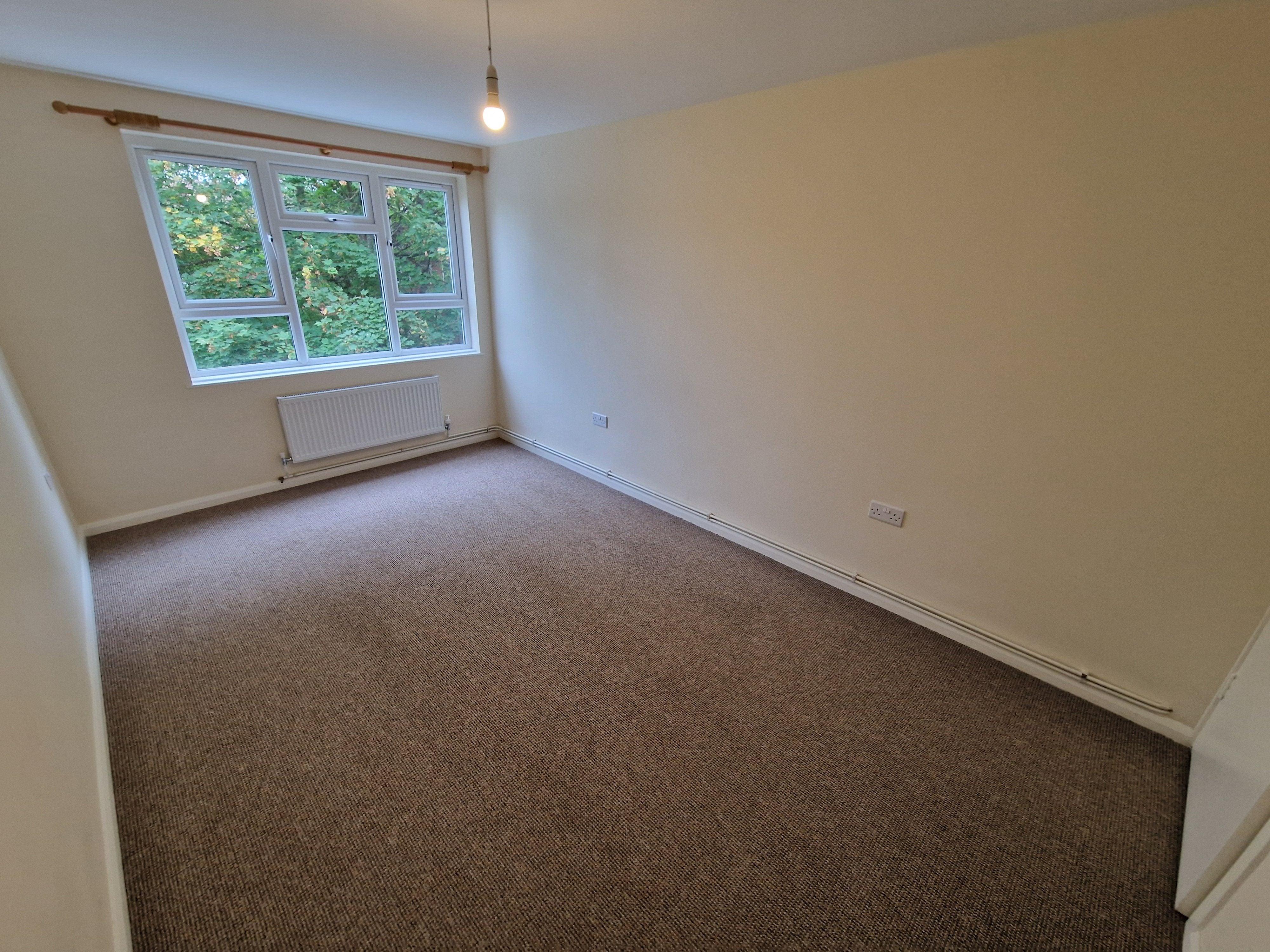 Flat Saltlands Avenue in Bridgwater