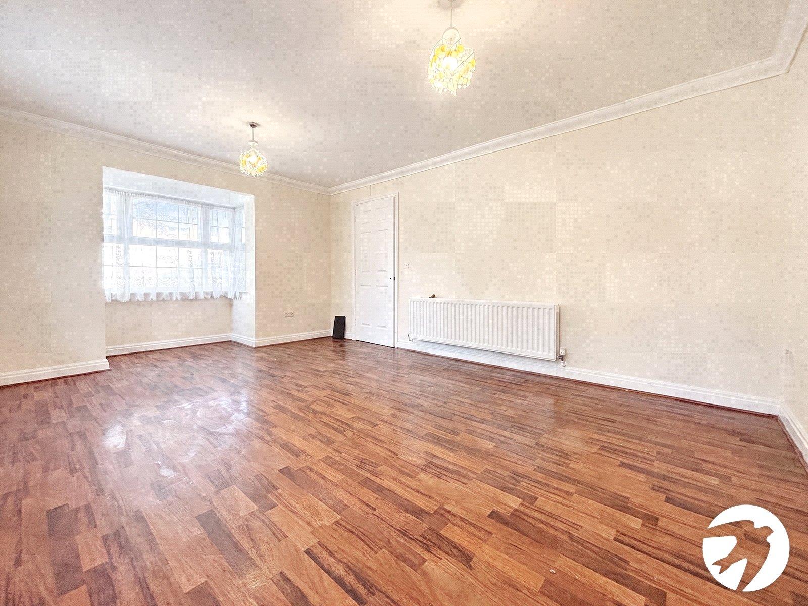 House Abbey Drive in Dartford