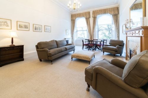 Flat Royal Terrace in City of Edinburgh