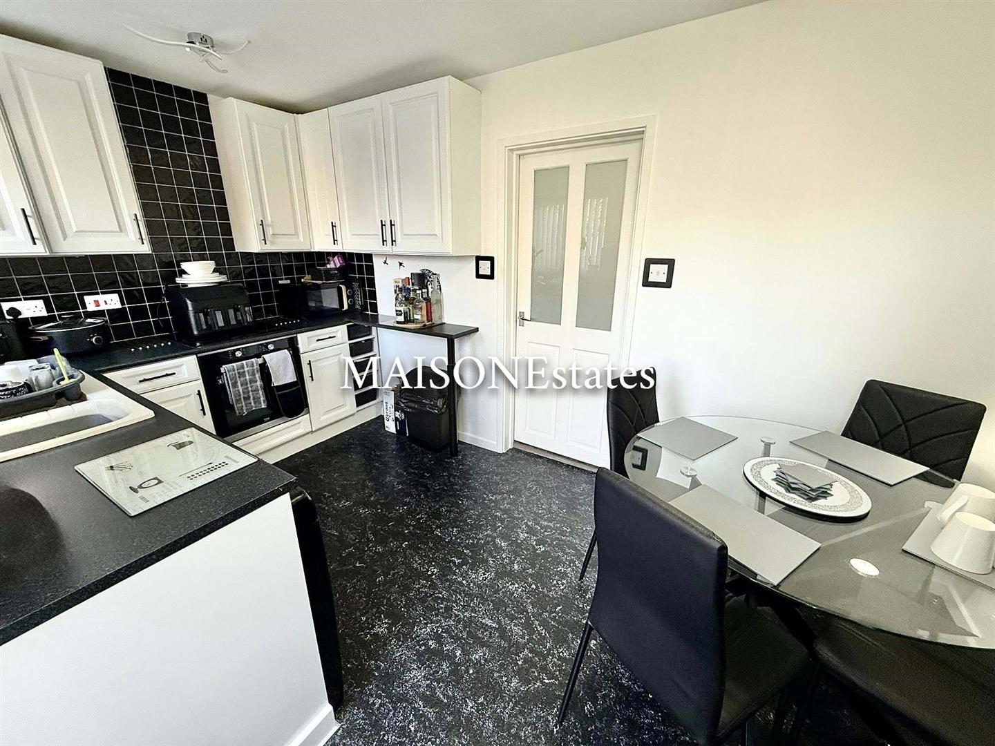 House Avocet Close in Coventry