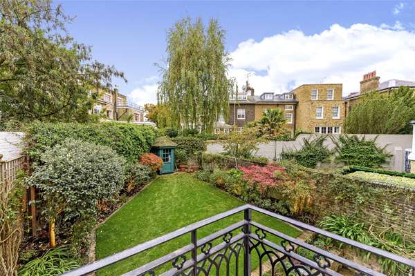 House Cambridge Place in Greater London