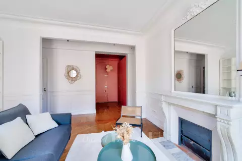 Flat Rue Legendre in Paris