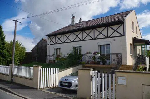 Chambre Rue Colbert à Taissy