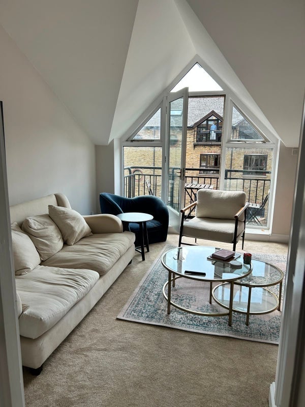 Room Broomgrove Road in Greater London