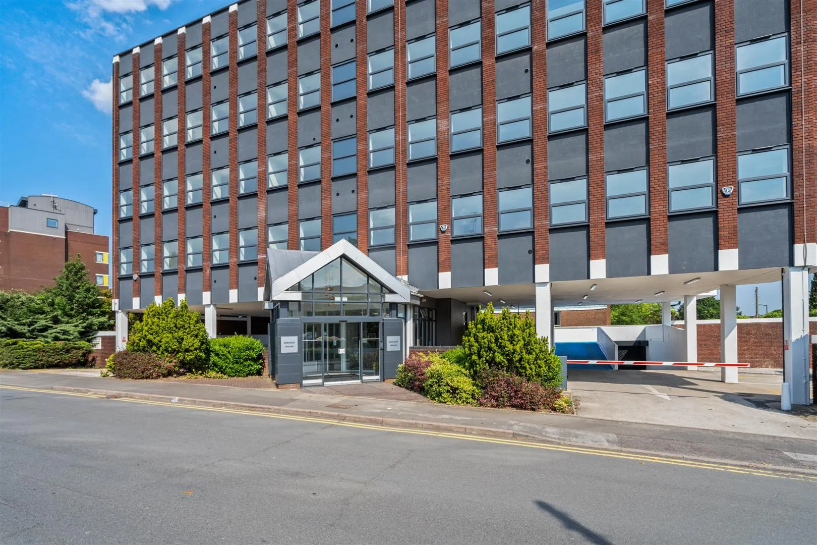Flat Warwick Road in Metropolitan Borough of Solihull