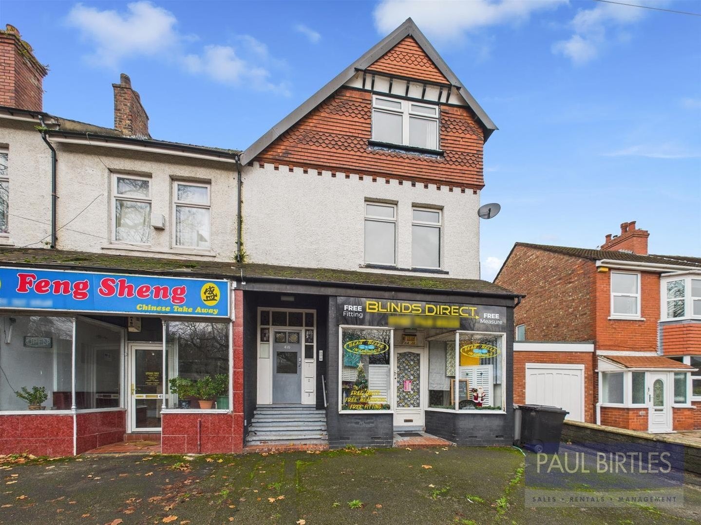 Flat Flixton Road in Trafford