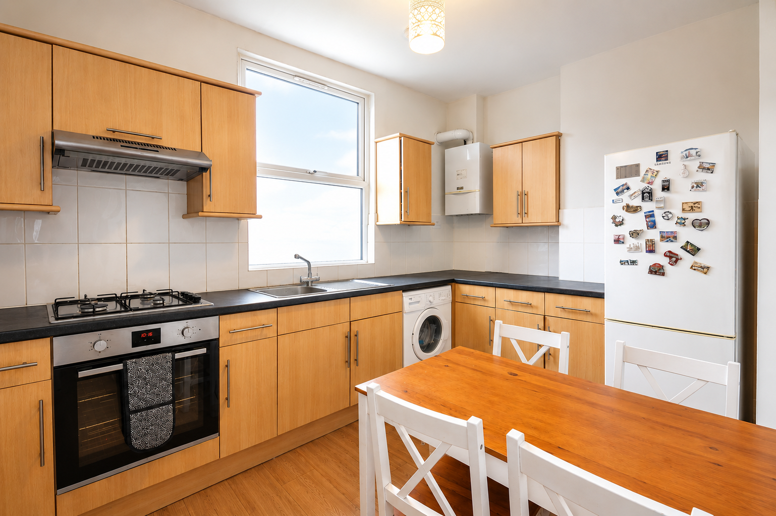 Flat Churchfield Road in Greater London