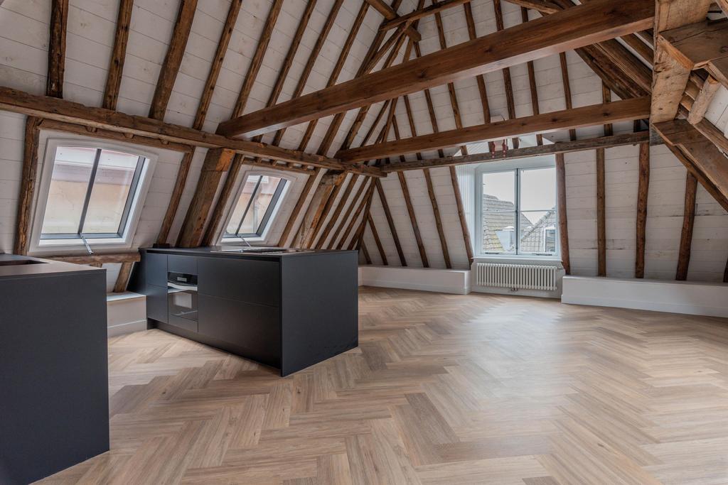 Flat Nieuwstraat 37 b in Weesp