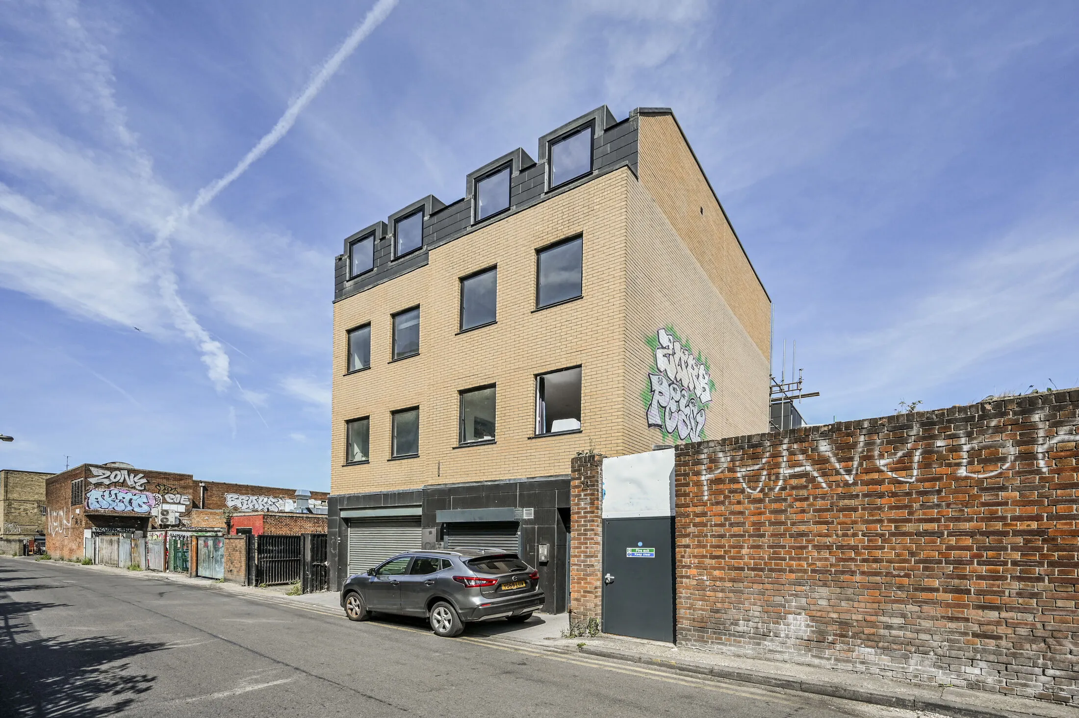 Flat Cranbrook Mews in Greater London