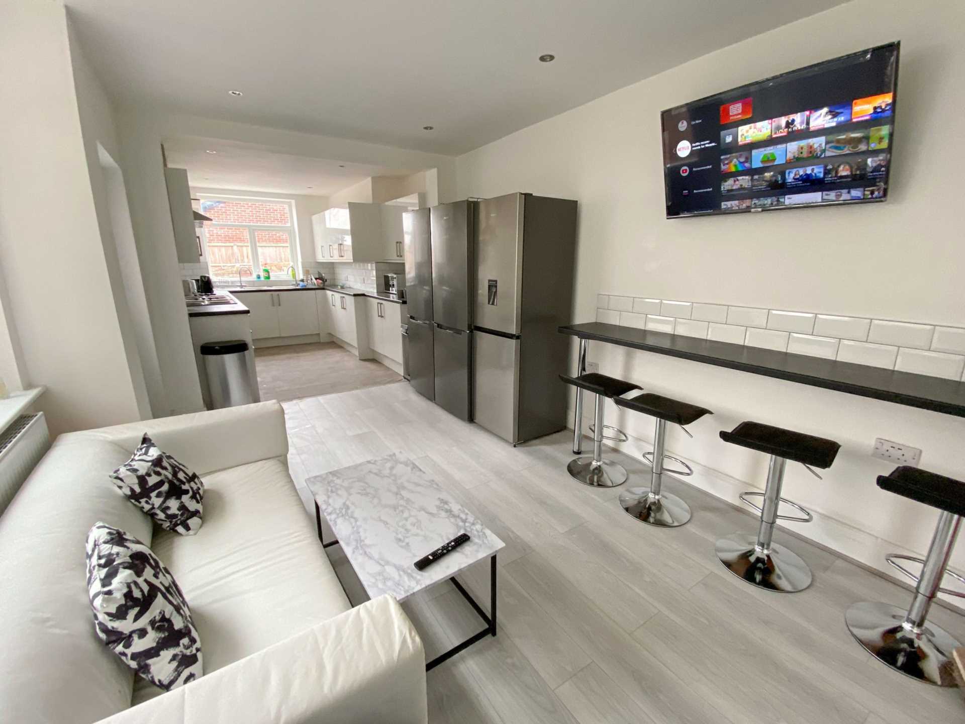 Flat Weaste Lane in Salford