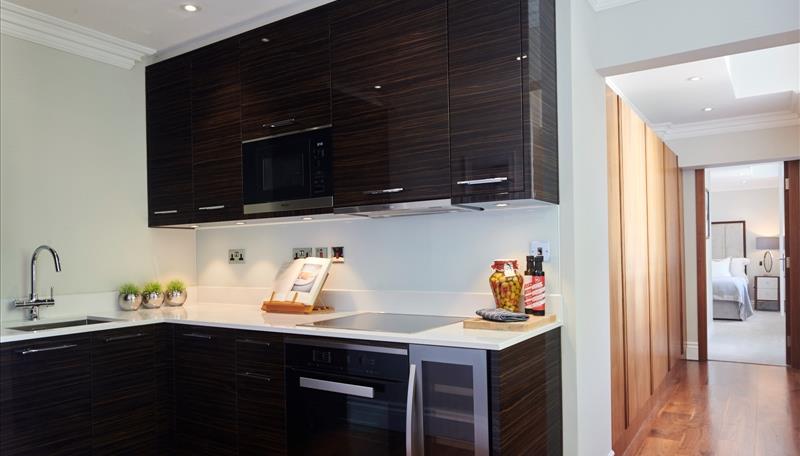 Flat Kensington Gardens Square in City of Westminster