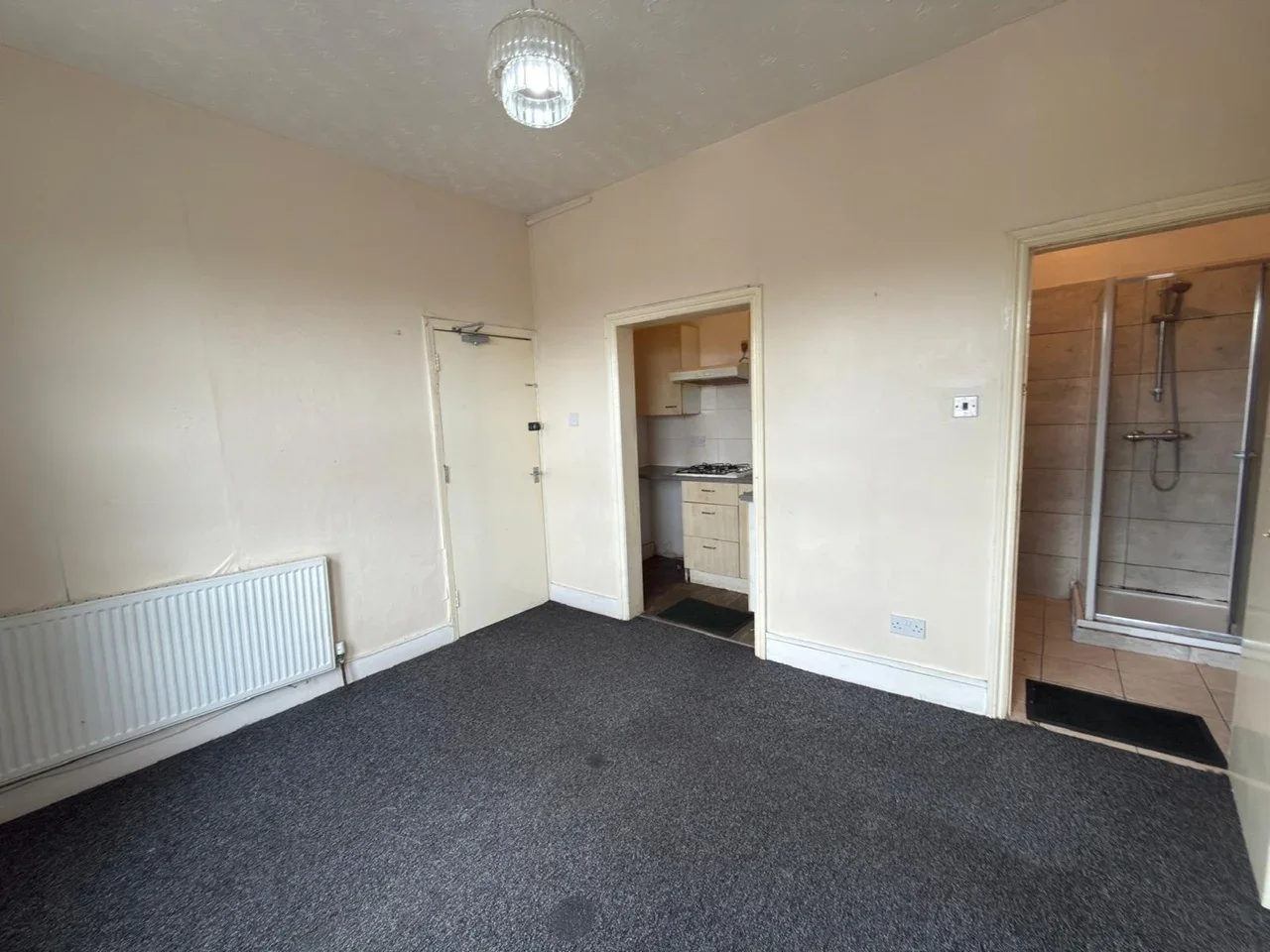Flat Cranbrook Road in Greater London