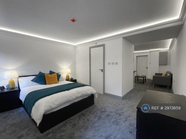 Flat Reddicap Heath Road in Birmingham