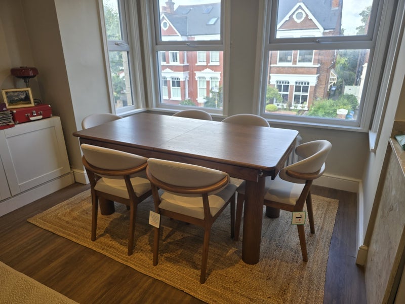 Room Melrose Avenue in Greater London