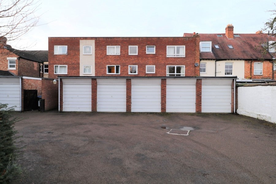 Flat Earl Street in Rugby