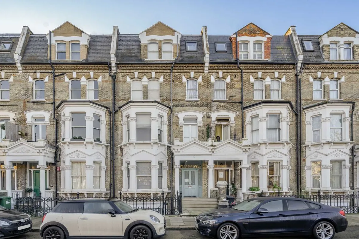 Flat Gwendwr Road in Greater London