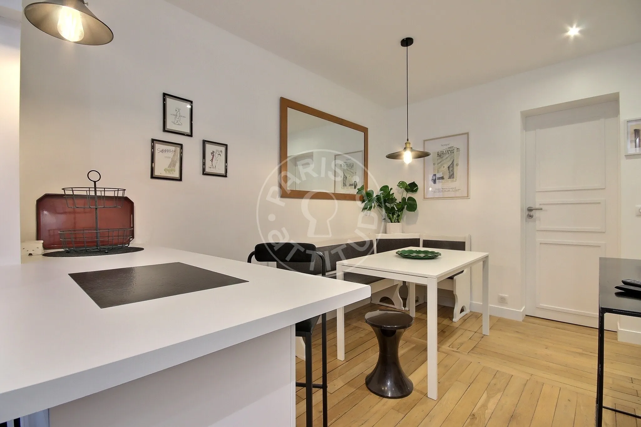 Appartement Rue Le Marois à Paris