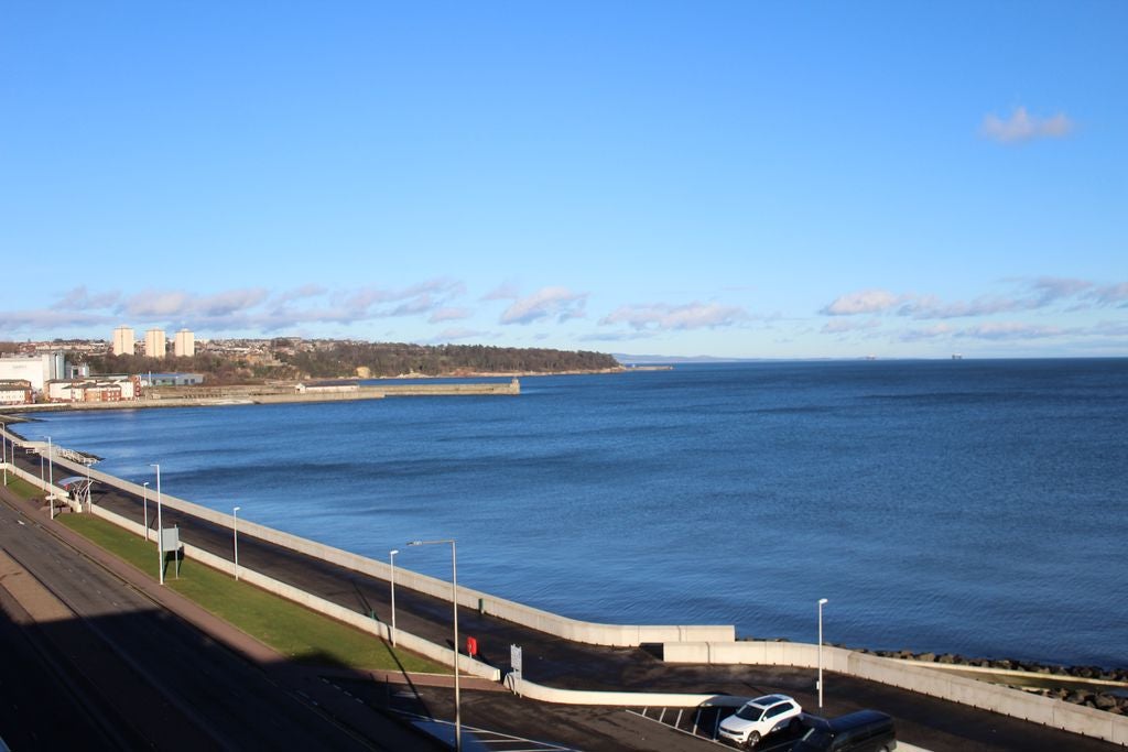 Flat Esplanade in Kirkcaldy