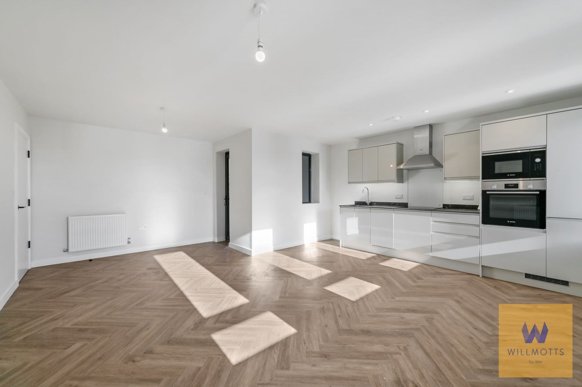 Flat Kingston Road in Greater London