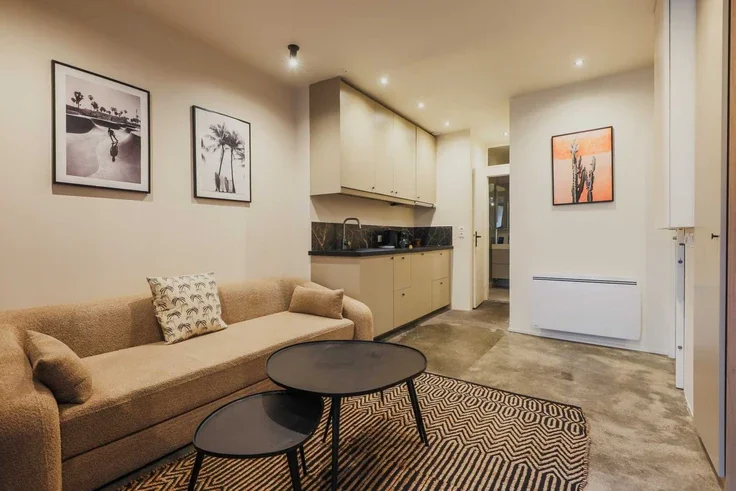 Appartement Rue Camille Tahan à Paris
