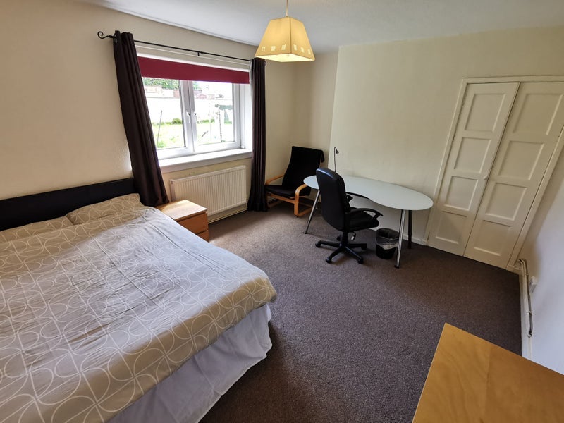 Flat Hazelwood Grove in City of Edinburgh