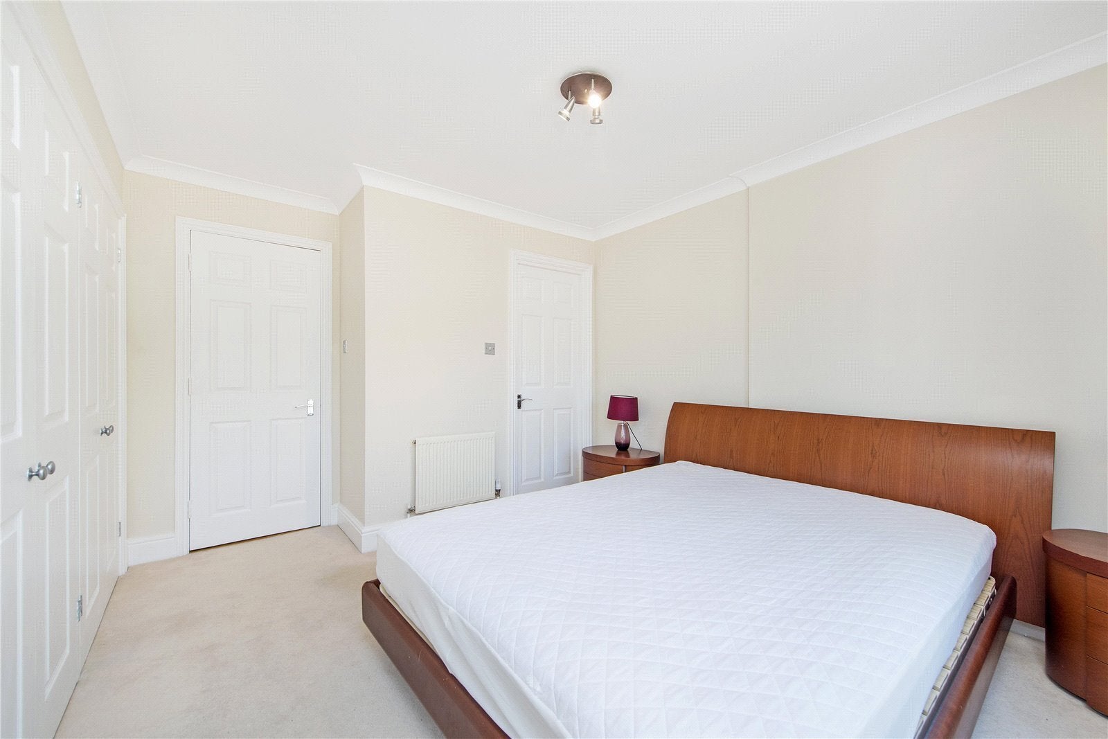 Flat Hatherley Street in City of Westminster