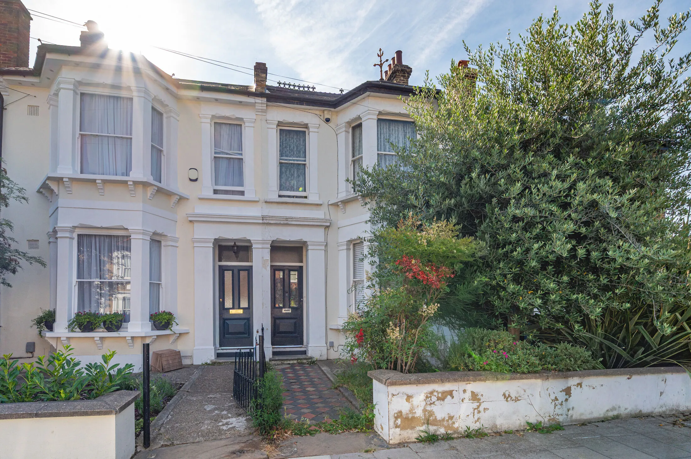 House Dunstan's Road in Greater London