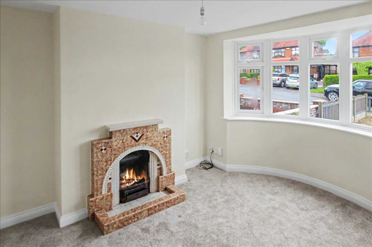 House Braemar Avenue in Greasley