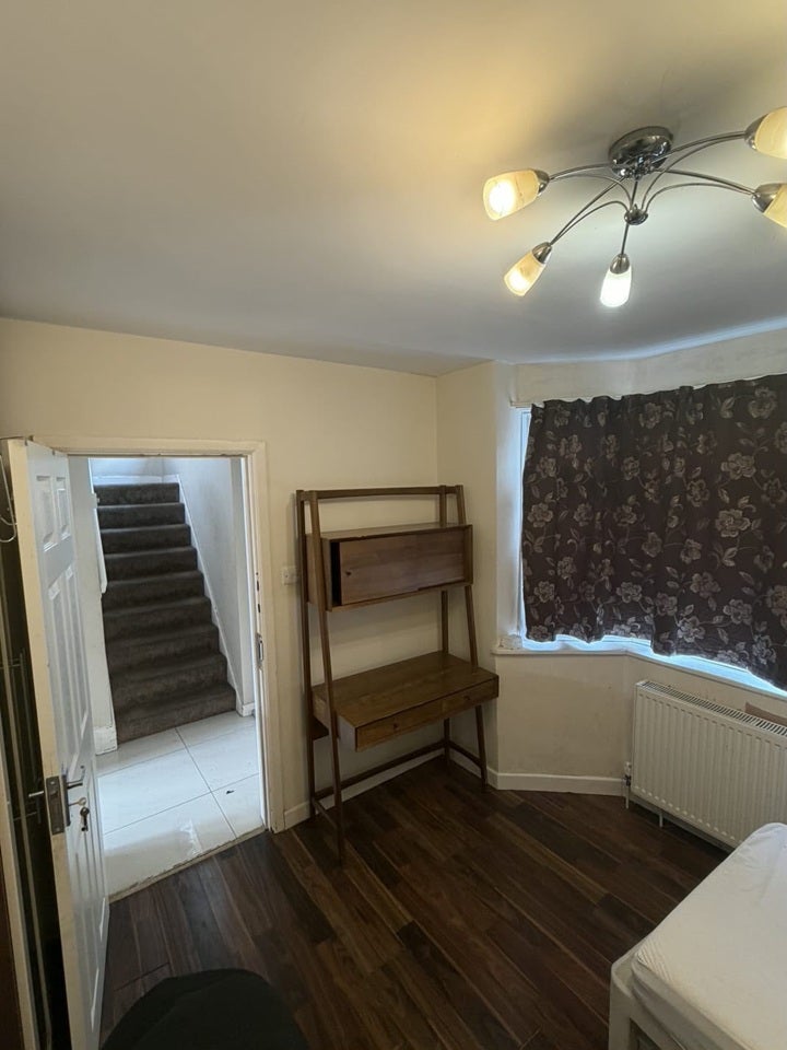 House Charles Crescent in Greater London