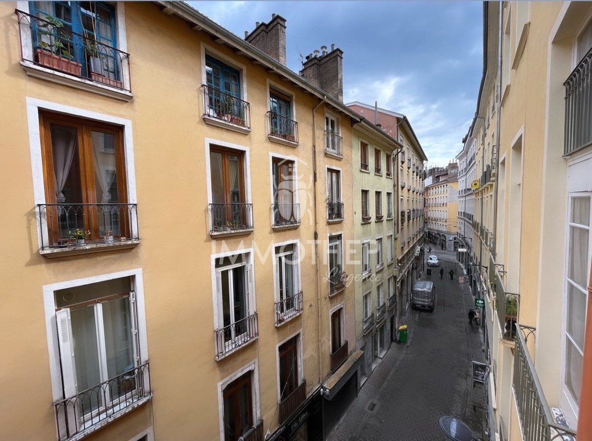 Chambre Grande Rue à Grenoble