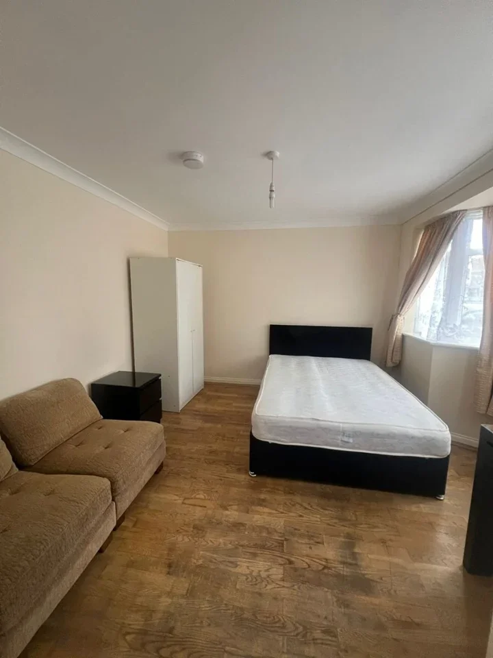 Room Northfield Park in Greater London