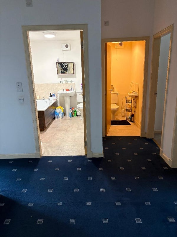 Room McCulloch Street in Glasgow