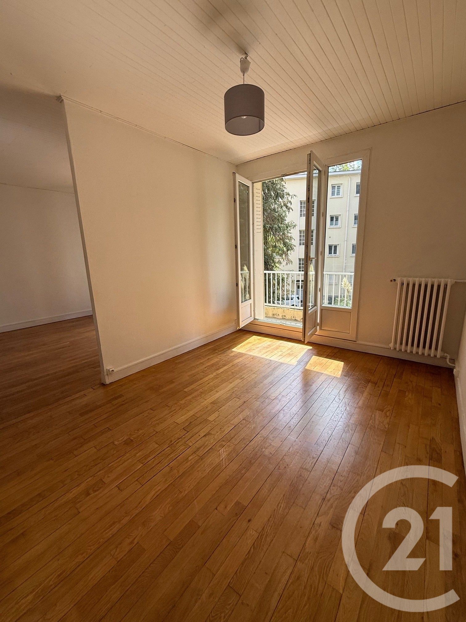 Flat Rue Alain-Fournier in Orsay