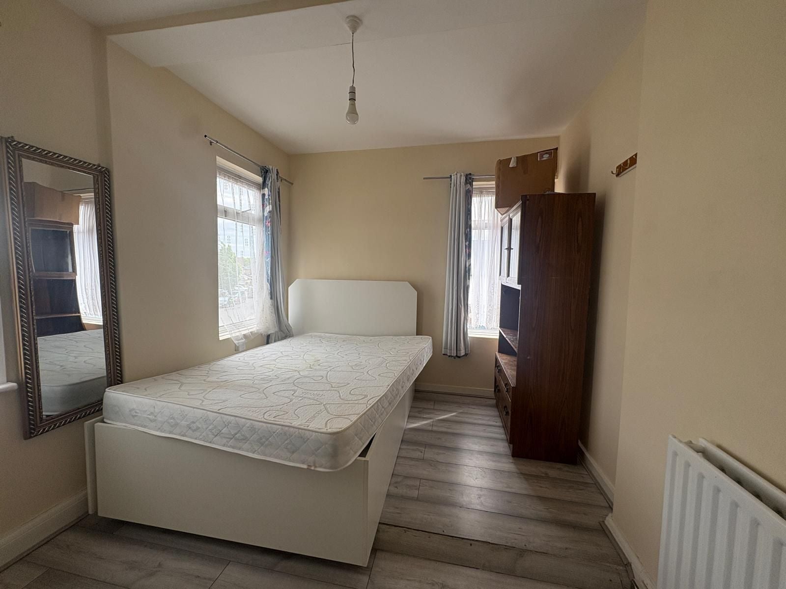 Flat North Road in Greater London