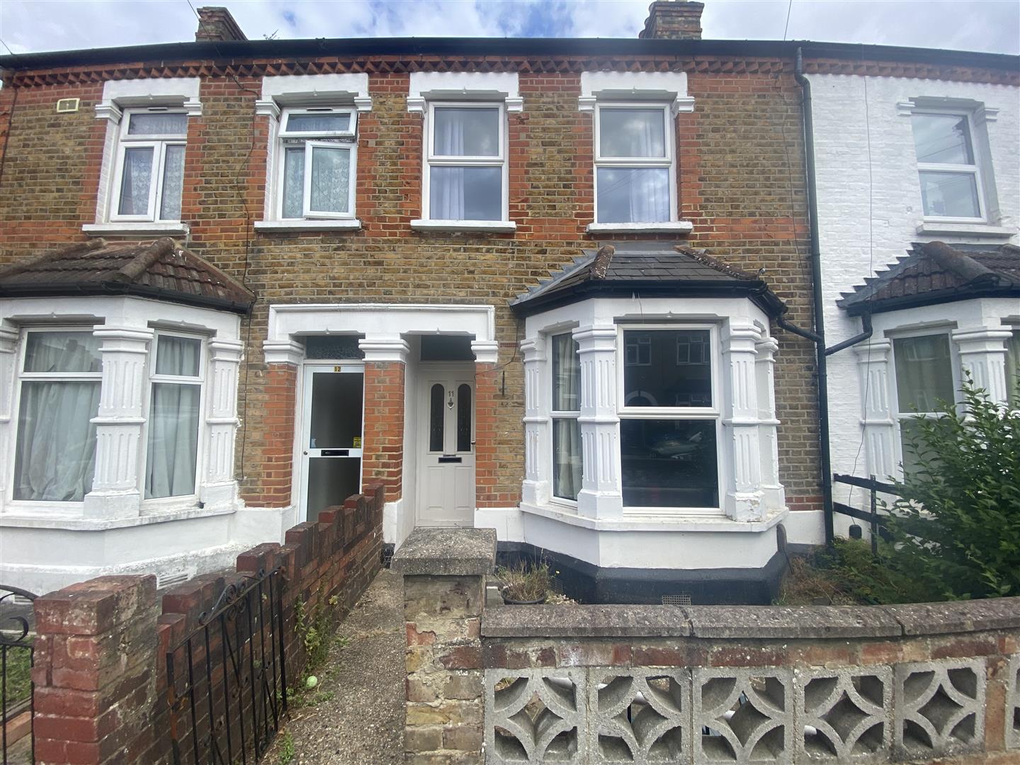 Flat Mill Avenue in Greater London