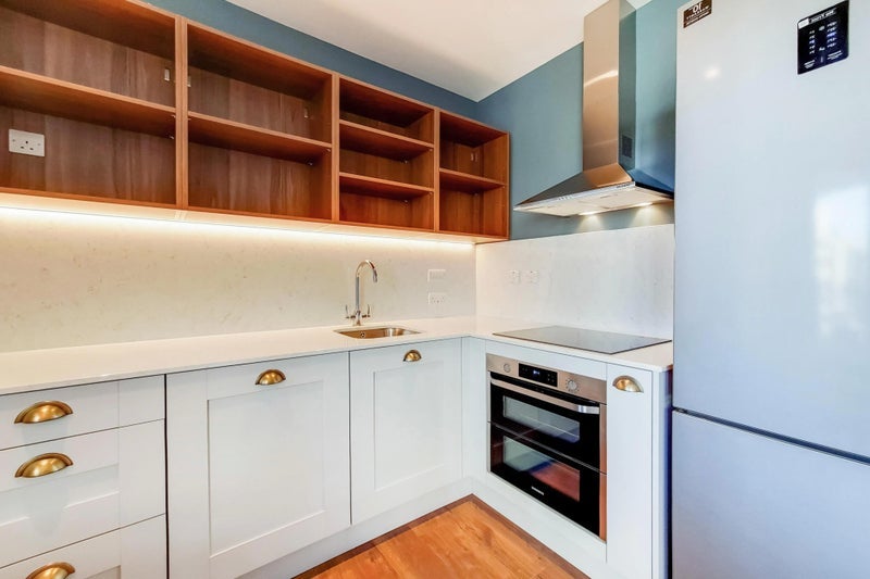 Room Engineers Way in Greater London
