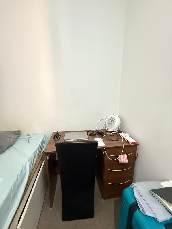 Room Hagley Road in Birmingham