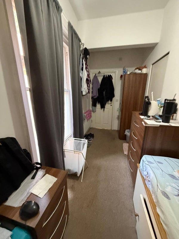 Room Hagley Road in Birmingham