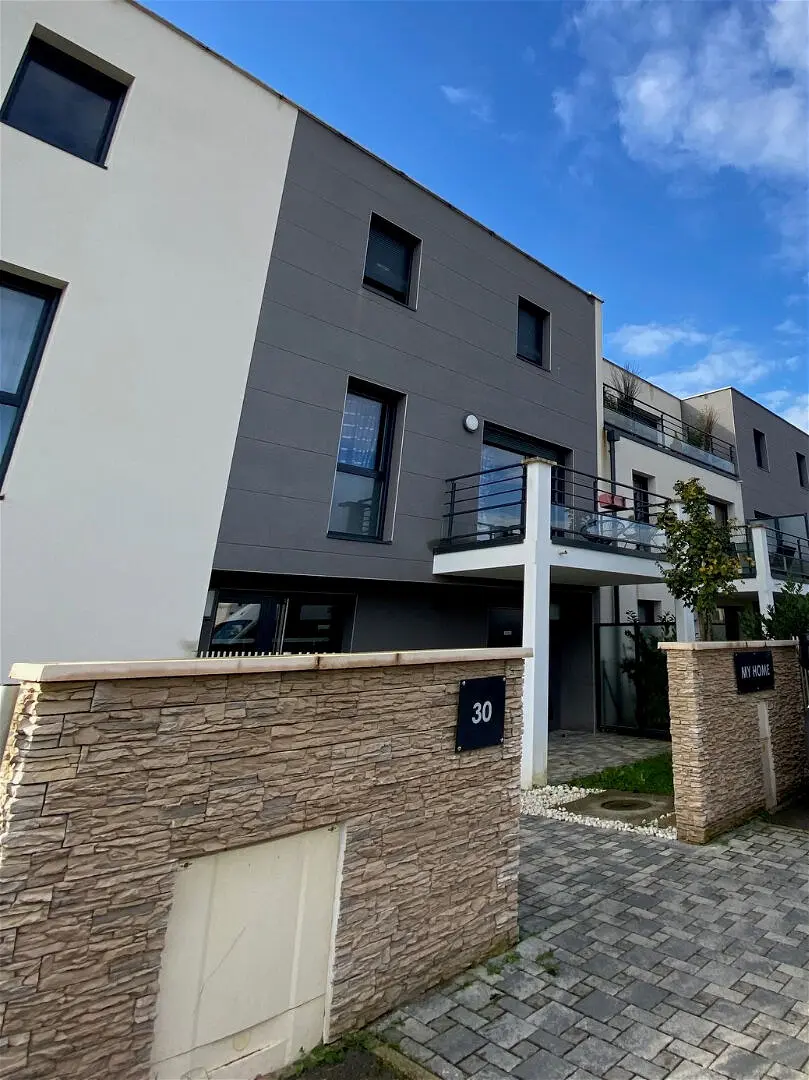 Flat Rue Jean Laillet in Daix