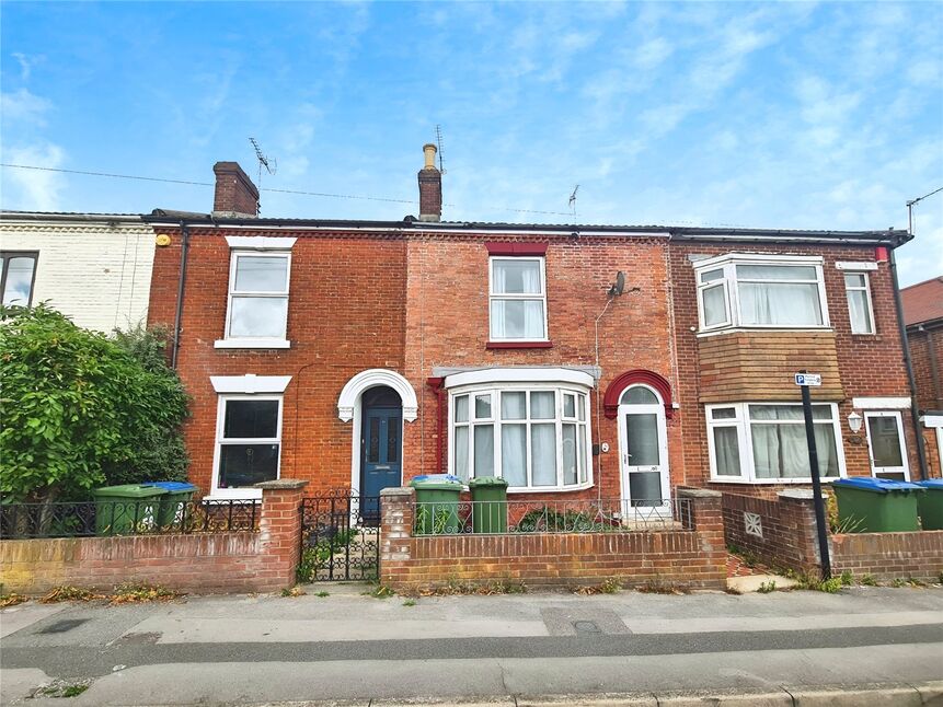 Flat Padwell Road in Southampton