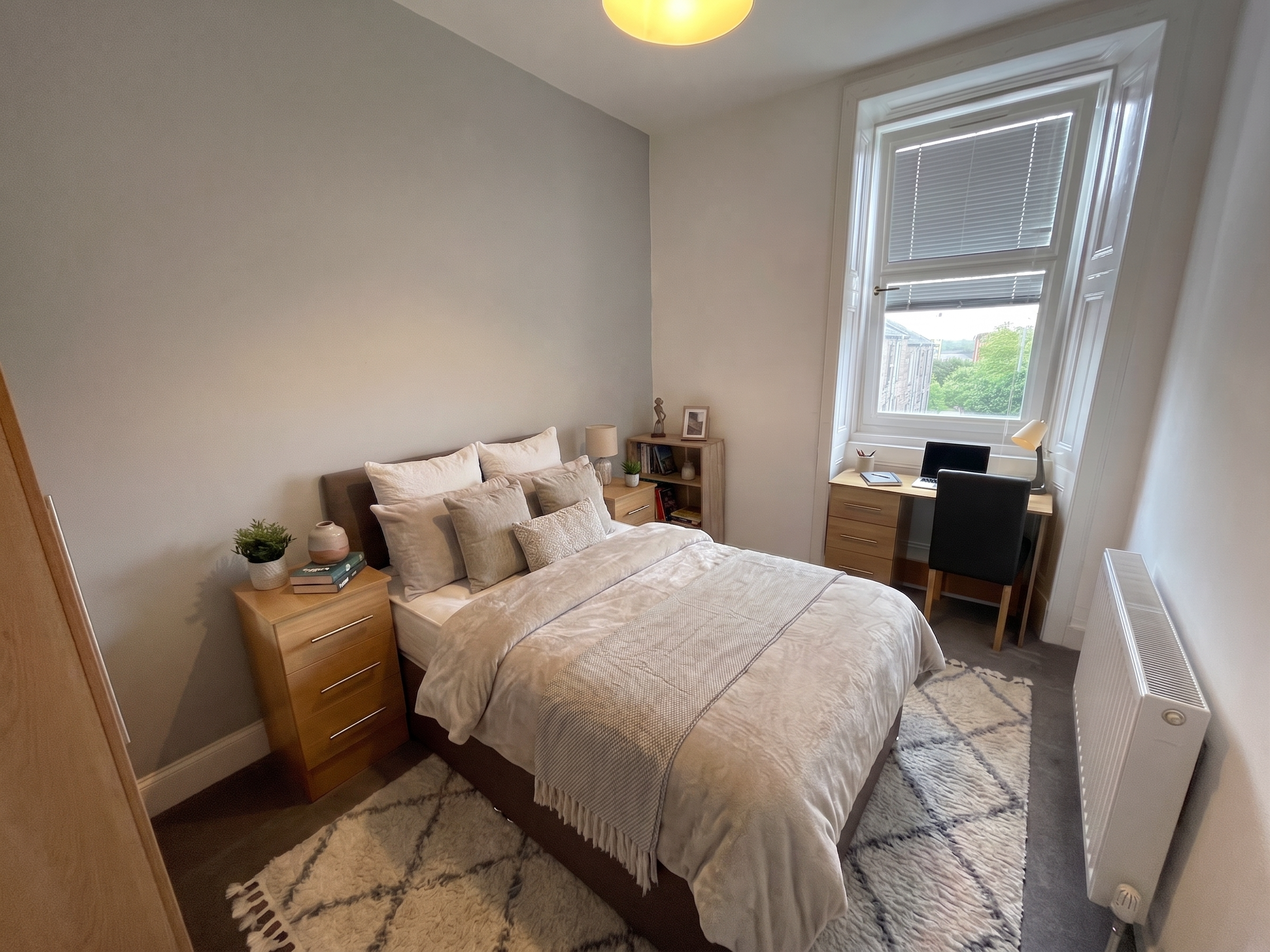 Flat Meadowpark Street in Glasgow